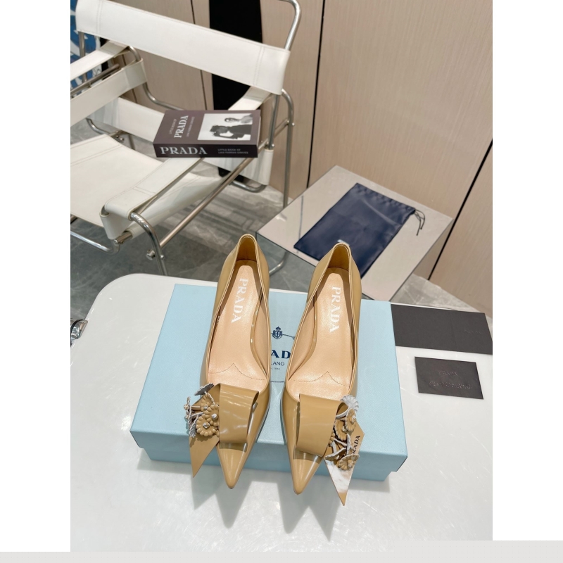 Pra*a flat shoes